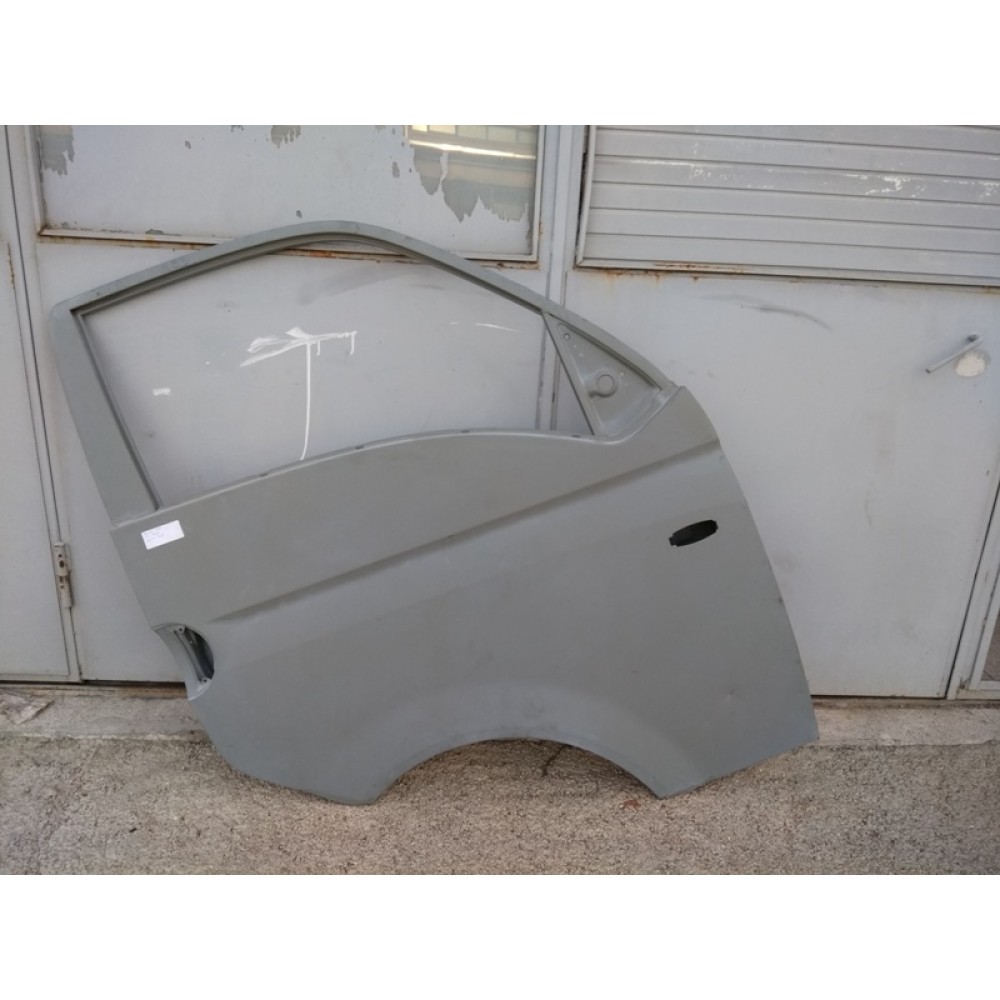 Hyundai H00 Sağ Ön Kapı