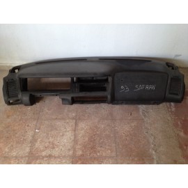 1993 Model Safran Göğüs