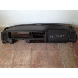 1993 model safran göğüs