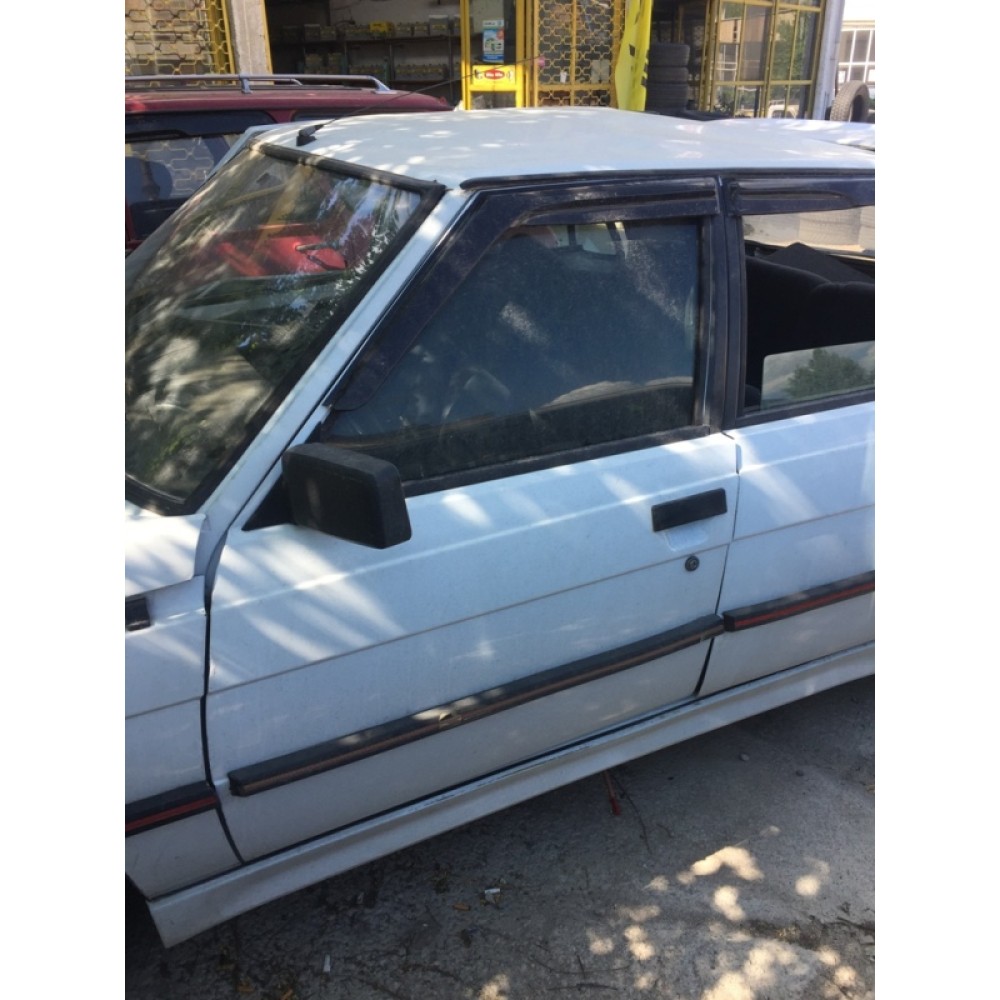 Renault Flaş Sol Ön Kapı