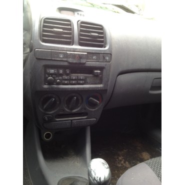 Hyundai Accent Admira Teyp Çerçevesi