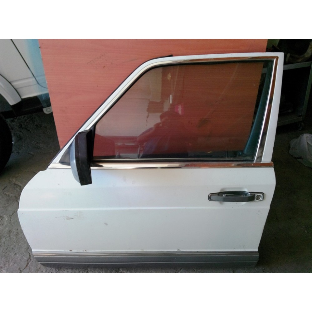 Mercedes 300 SEL Dolu Sol Ön Kapı