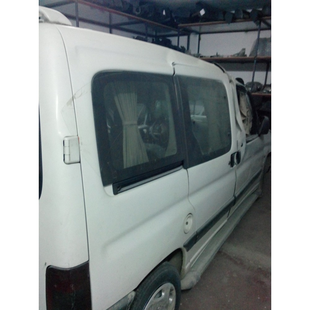 peugeot partner dolu sağ arka sürgülü kapı 