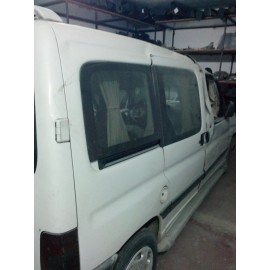 peugeot partner dolu sağ arka sürgülü kapı 