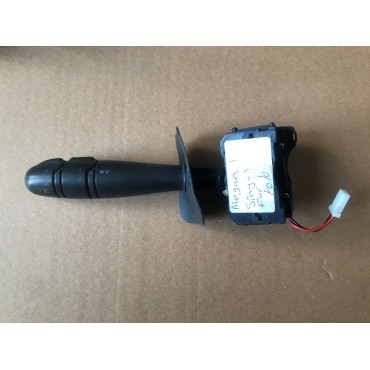 Renault Megan 1 Far Kolu
