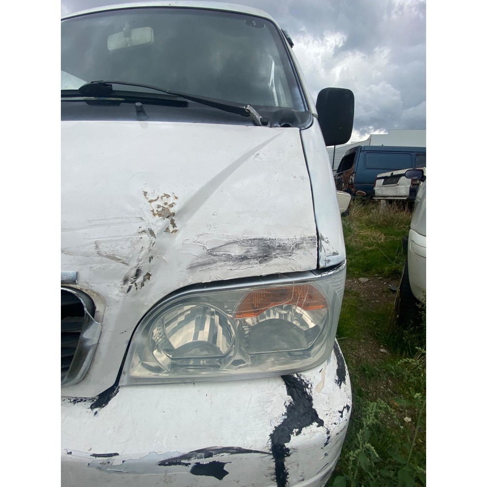 Suzuki Carry ve Super Carry Maruti ile Uyumlu Sol Ön Far (Duy ve Ampul Tesisatlı)